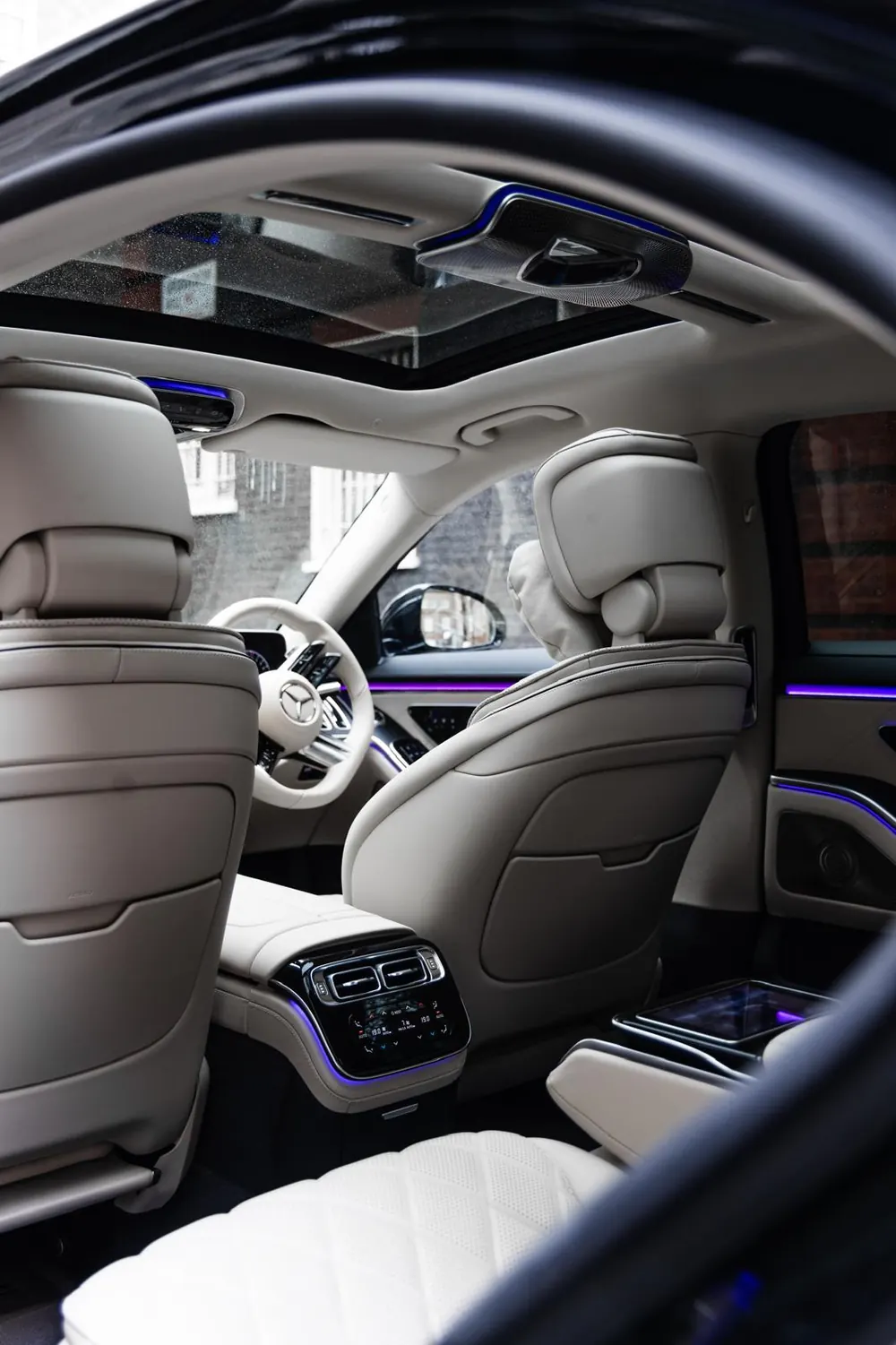 Mercedes S-Class exterior available for hire in London